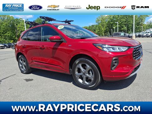 Certified 2024 Ford Escape ST-Line Select w/ Tech Pack #1 AWD/4WD image 1