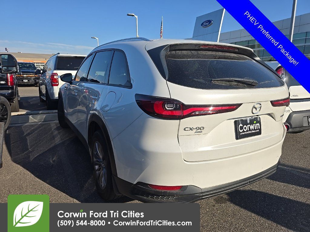 Used 2024 MAZDA CX-90 Plug-In Hybrid w/ Preferred AWD/4WD image 4