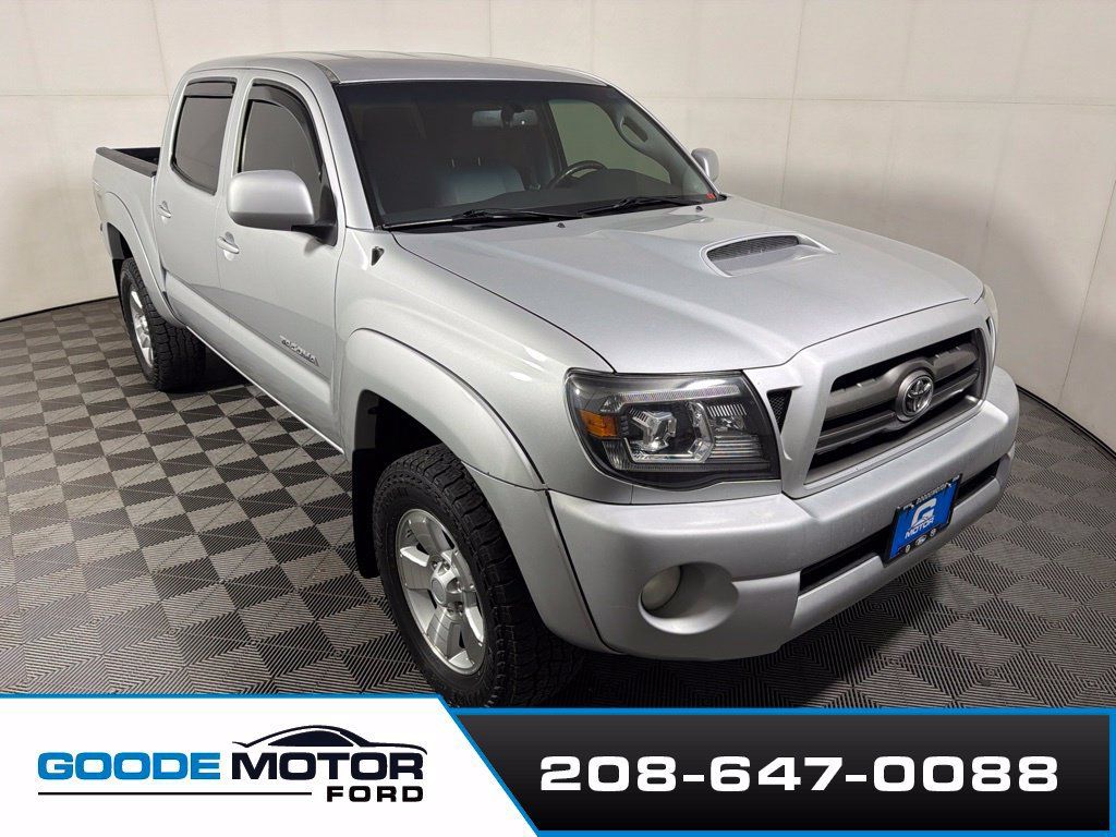 Used 2010 Toyota Tacoma PreRunner RWD image 1