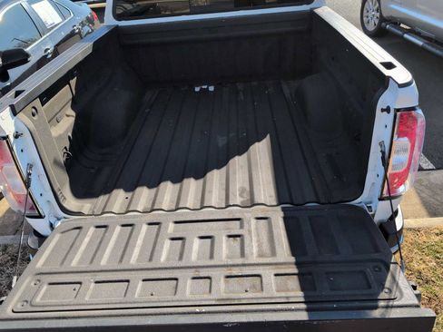 Used 2016 GMC Canyon SLT w/ Trailering Package image 33