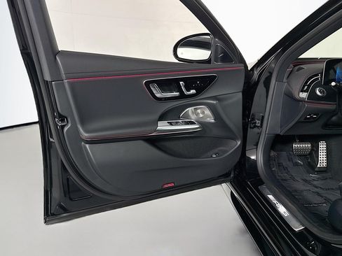 New 2026 Mercedes-Benz E 53 AMG e 4MATIC Sedan image 20