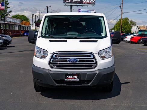 Used 2017 Ford Transit 350 XLT RWD image 3