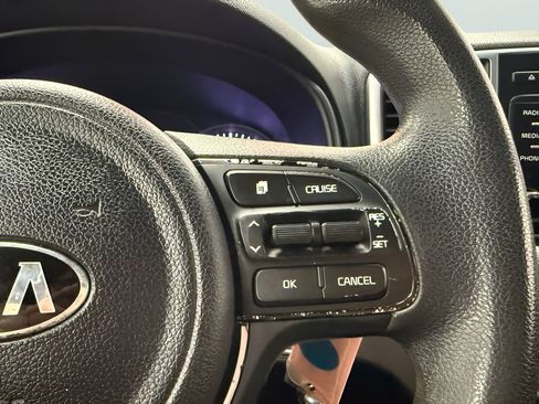 Used 2017 Kia Sportage LX FWD image 18