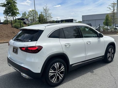 Certified 2025 Mercedes-Benz GLA 250 4MATIC image 8