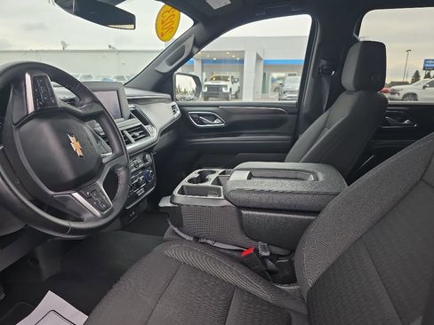 Used 2023 Chevrolet Suburban LS AWD/4WD image 8
