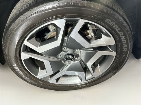 Used 2023 Hyundai Palisade Limited w/ Cargo Package FWD image 11