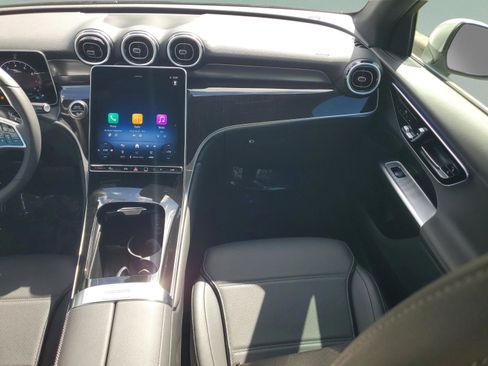 Certified 2025 Mercedes-Benz GLC 300 image 15