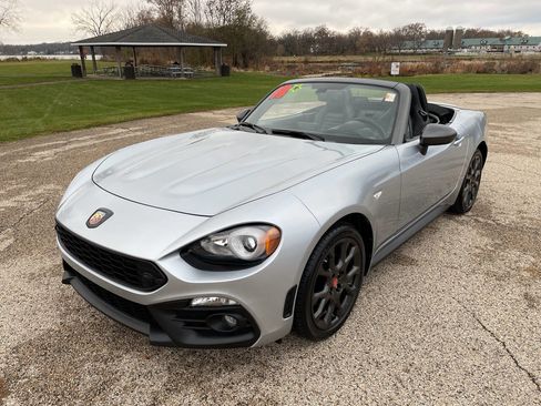 Used 2018 FIAT 124 Spider Abarth w/ Convenience Group image 43
