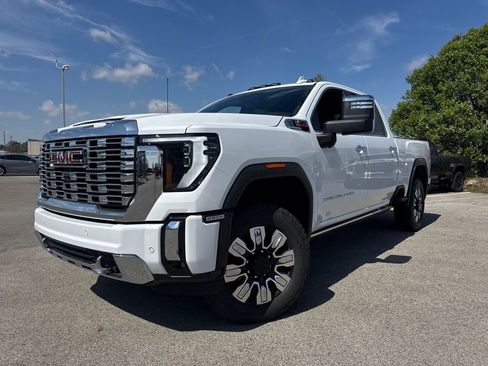 New 2026 GMC Sierra 2500 Denali w/ Denali Reserve Package AWD/4WD image 1