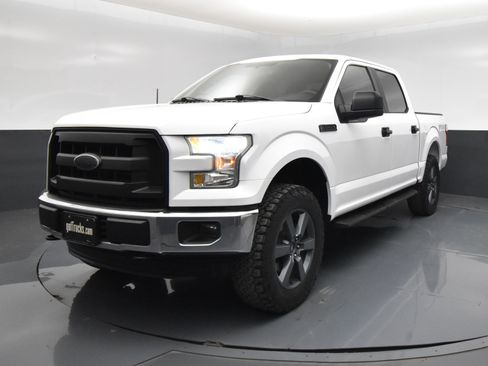 Used 2015 Ford F150 XL w/ Equipment Group 101A Mid image 2