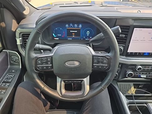 Used 2026 Ford F250 Platinum AWD/4WD image 19