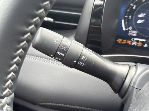 New 2026 Subaru Outback Touring AWD/4WD image 17