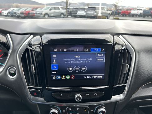 Used 2021 Chevrolet Traverse LT w/ LPO, Blackout Package image 28