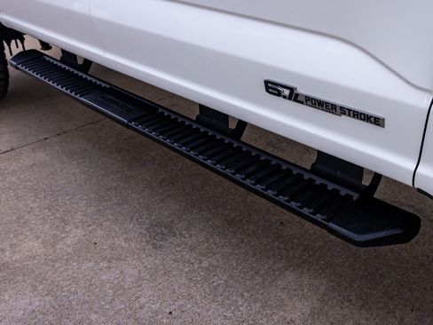 Used 2023 Ford F250 XLT w/ XLT Premium Package image 13