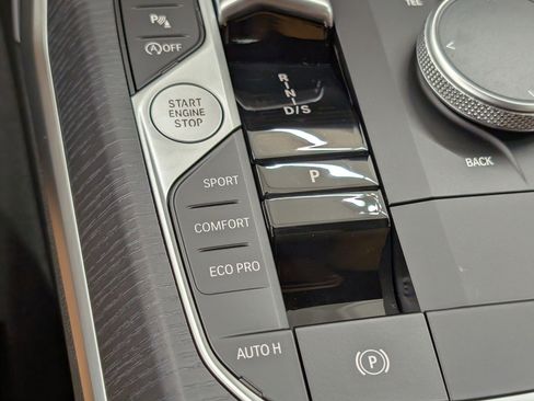 New 2026 BMW 330i Sedan w/ Premium Package image 24