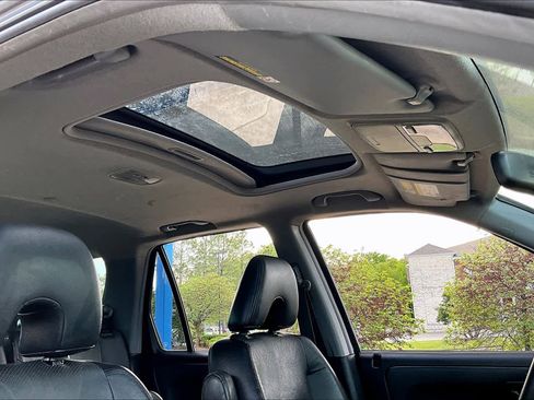 Used 2005 Honda CR-V EX image 12