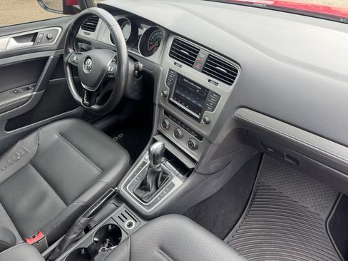 Used 2016 Volkswagen Golf SE w/ Lighting Package image 20