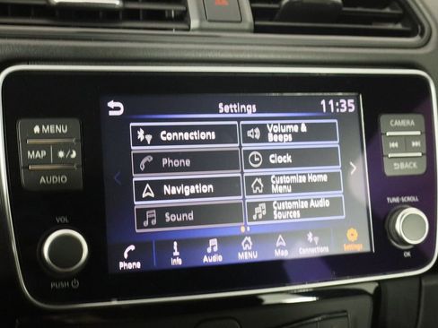 Used 2022 Nissan Leaf SV w/ Protection Package image 27