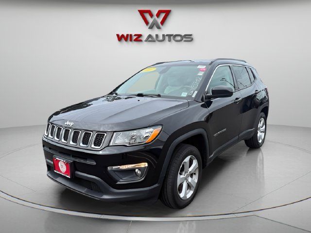 Used 2017 Jeep Compass Latitude w/ Popular Equipment Group AWD/4WD image 1