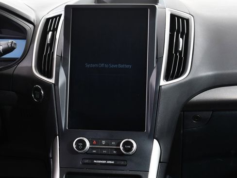 Used 2023 Ford Edge SEL w/ Convenience Package image 9