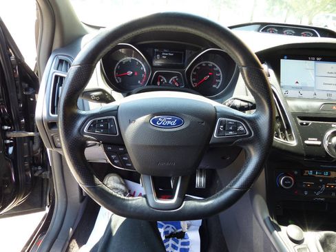 Used 2018 Ford Focus ST FWD image 26