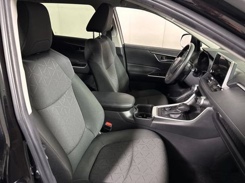 Used 2024 Toyota RAV4 AWD Hybrid image 13
