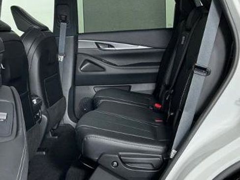 Certified 2024 INFINITI QX60 Luxe image 18