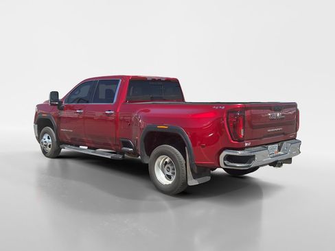 Used 2022 GMC Sierra 3500 SLT w/ SLT Preferred Package AWD/4WD image 3