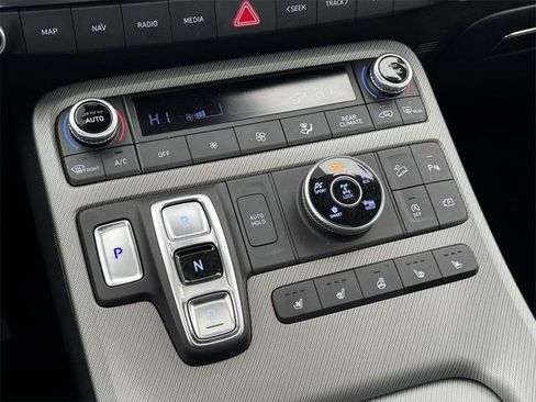 Used 2023 Hyundai Palisade SEL w/ Premium Package image 29