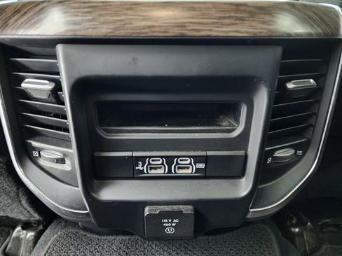 Used 2019 RAM 2500 Laramie image 38