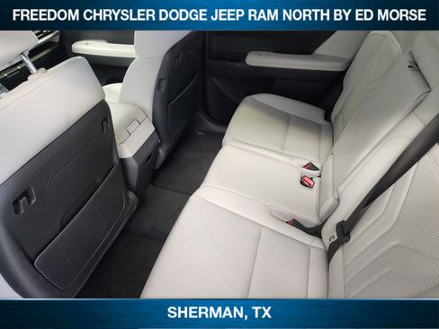 Used 2025 Hyundai Santa Fe SEL image 22