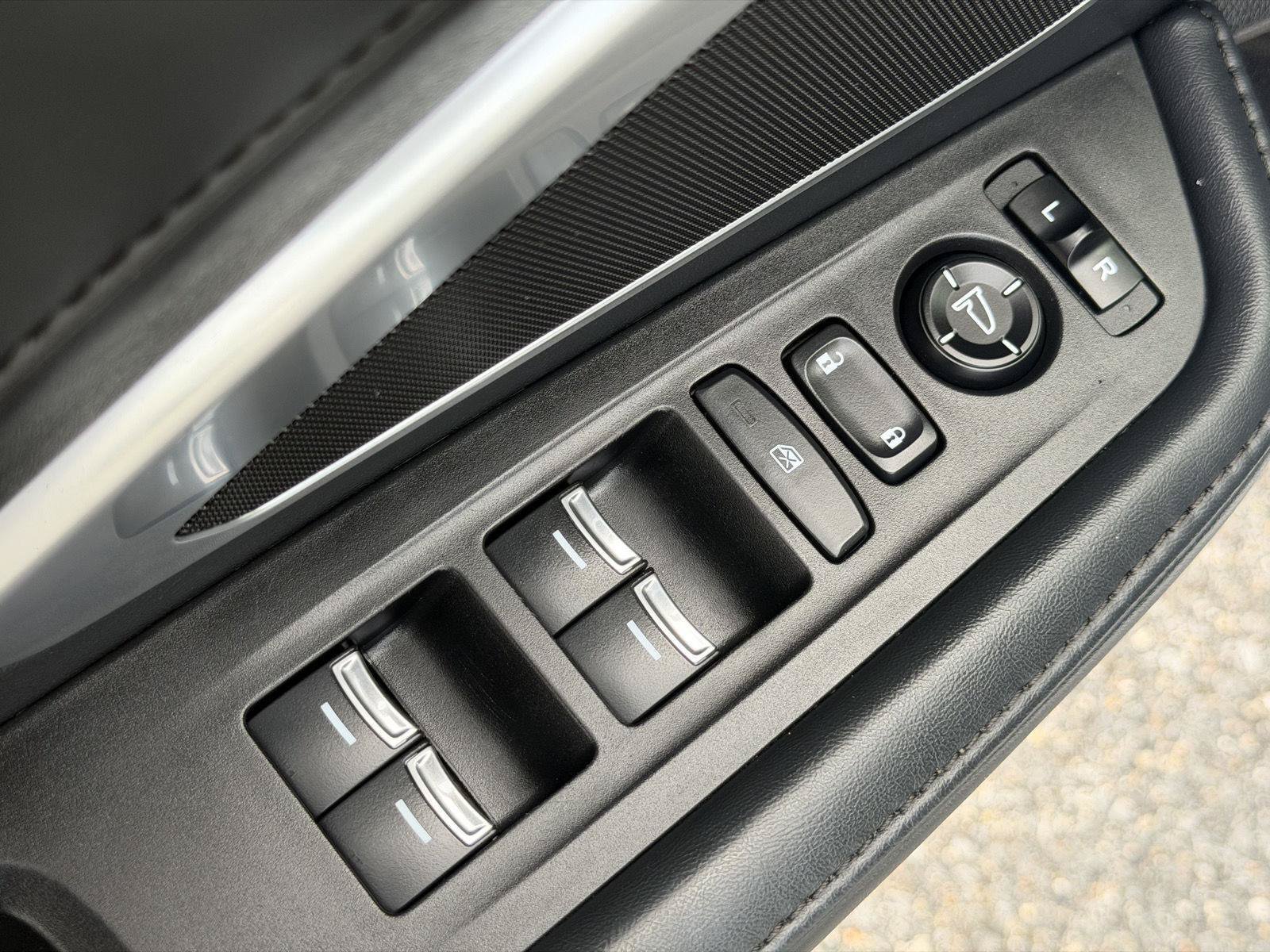 Used 2021 Acura RDX FWD image 29