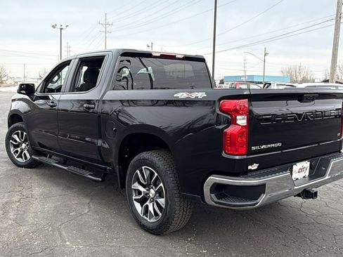 Used 2023 Chevrolet Silverado 1500 LT image 5