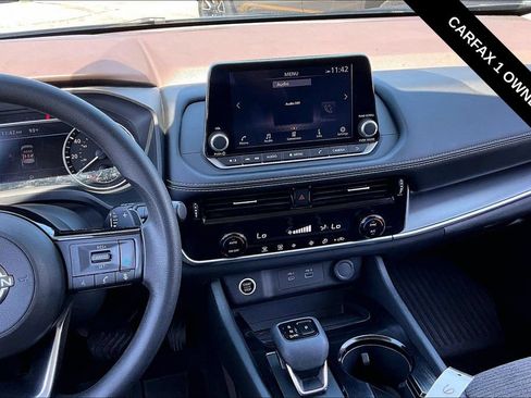 Used 2023 Nissan Rogue SV FWD image 7