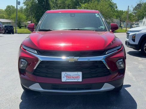 Used 2025 Chevrolet Blazer LT AWD/4WD image 9