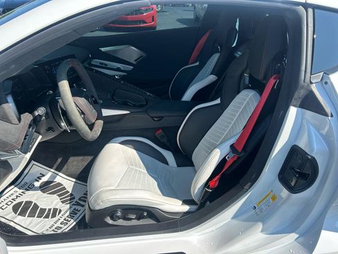 Used 2023 Chevrolet Corvette Stingray Premium Cpe RWD image 10
