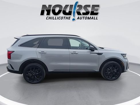 Used 2023 Kia Sorento SX image 9