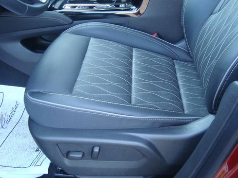 Used 2023 Buick Envision Avenir image 10