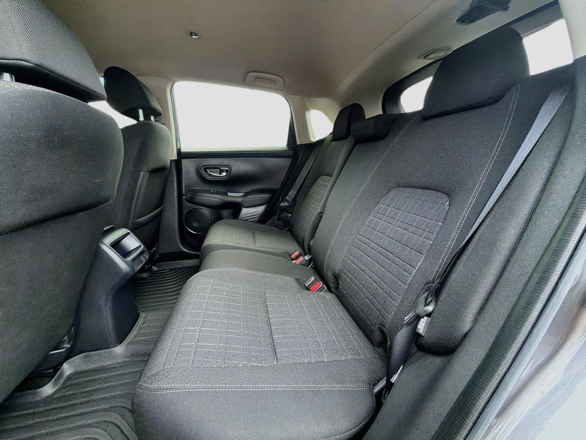 Used 2024 Honda HR-V LX image 19