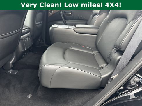 Used 2024 Nissan Armada SL w/ Captain's Chairs Package image 25