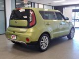 Used 2019 Kia Soul + image 5