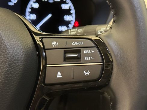 Certified 2025 Honda HR-V EX-L image 31