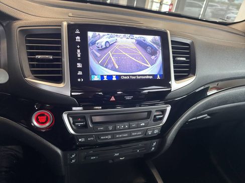 Used 2017 Honda Pilot Elite image 41