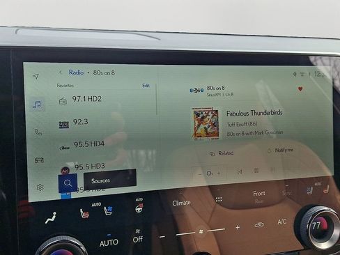 Used 2025 Lexus RX 350 Premium image 18