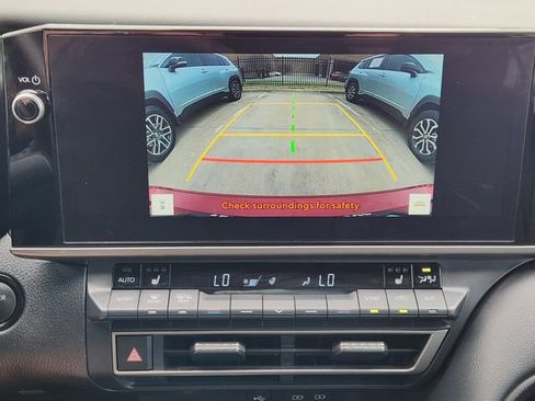 Used 2025 Toyota Camry XSE image 13