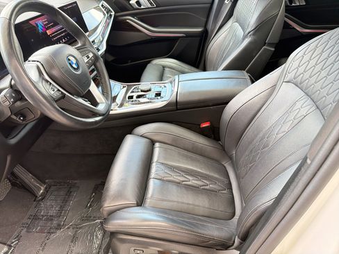 Used 2025 BMW X5 xDrive50e AWD/4WD image 5