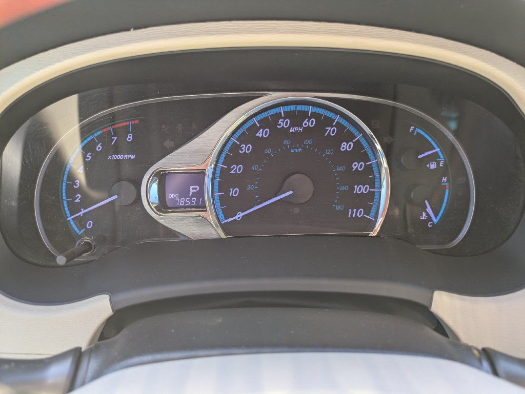 Used 2012 Toyota Sienna Limited w/ Premium Pkg FWD image 14