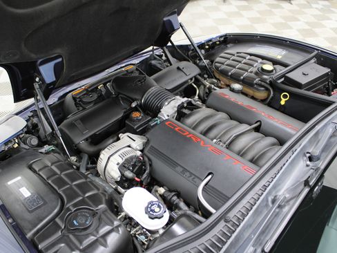 Used 2000 Chevrolet Corvette Hardtop w/ Memory Pkg image 28