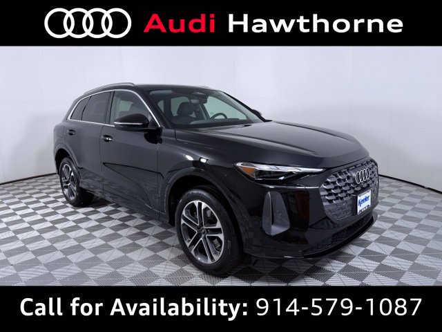 Used 2025 Audi Q5 Premium w/ Convenience Package AWD/4WD image 1