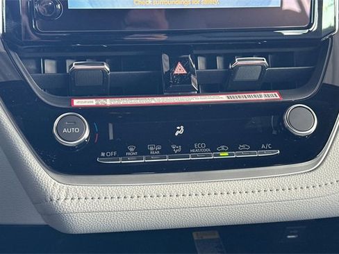 Used 2026 Toyota Corolla SE image 19